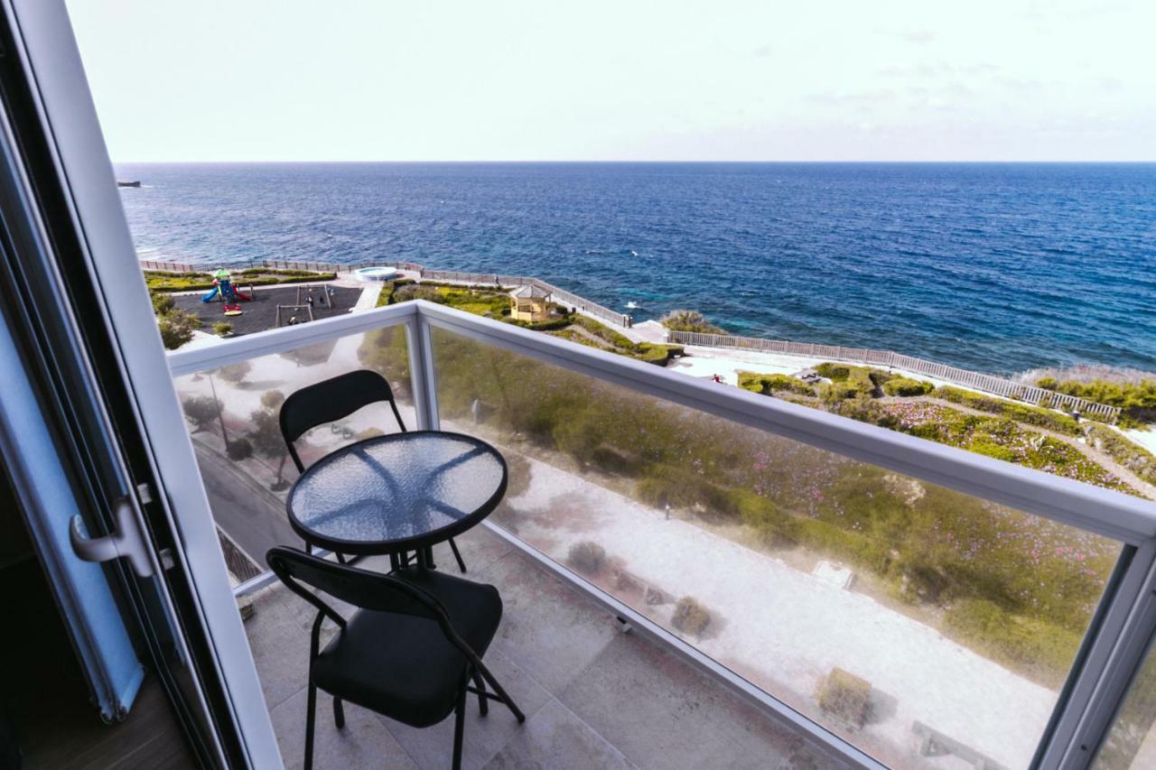 Seafront Apartment No 10 Marsalforn Exteriör bild